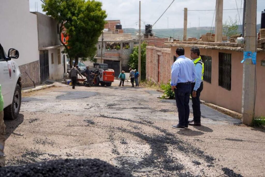 SE REALIZA REHABILITACIÓN A LAS CALLES DE LA CAPITAL