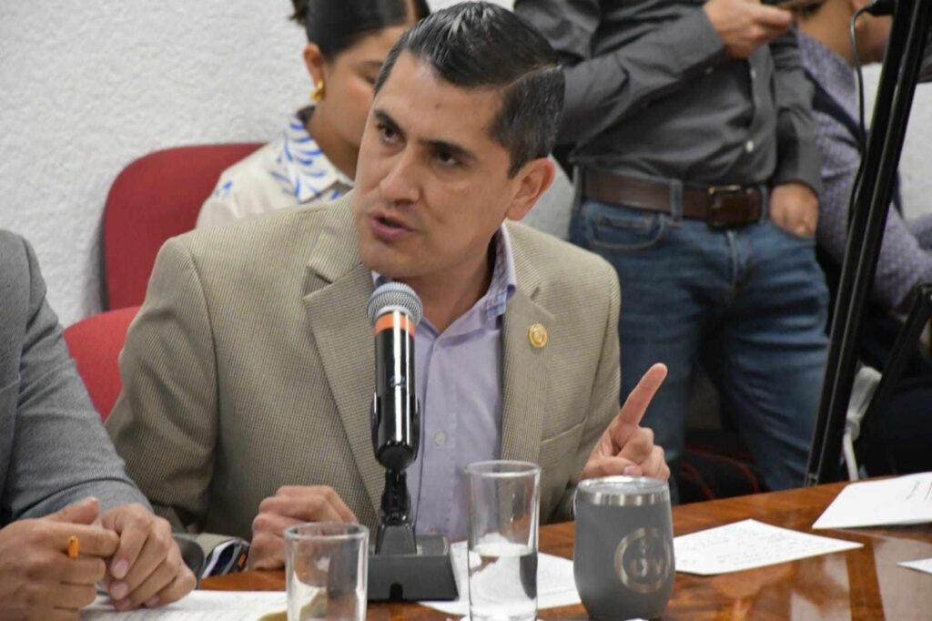  ZACATECAS REQUIERE CUBRIR NECESIDADES, NO NECEDADES, AFIRMA CARLOS PEÑA