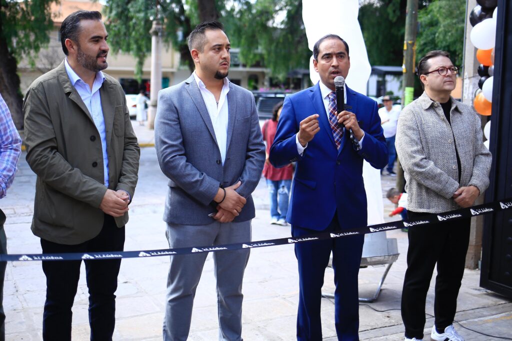 Con inauguración de Plaza ComercialRefrenda el Ayuntamiento de Guadalupe condiciones de inversión en el Municipio