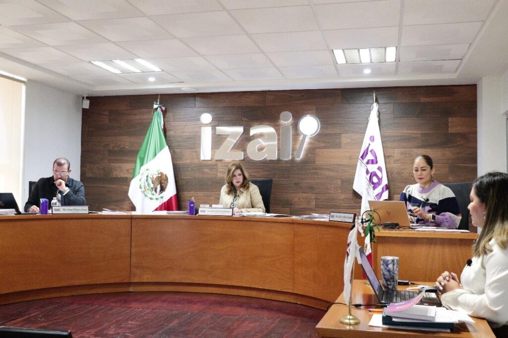 Ordena IZAI entrega de datos a estudiante