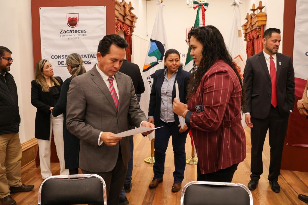 MAGISTRADO CARLOS VILLEGAS MÁRQUEZ SE SUMA AL CONSEJO ESTATAL DE ARCHIVOS DE ZACATECAS