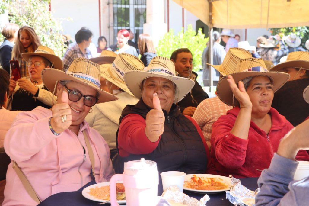 CONMEMORA EL AYUNTAMIENTO DE ZACATECAS A MUJERES RURALES EN CIENEGUILLAS