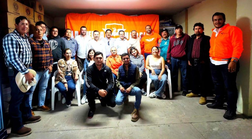 TOMA DE PROTESTA DE LA COMISIÓN OPERATIVA MUNICIPAL EN PINOS FORTALECE EL PROYECTO DE LA FUERZA NARANJA 