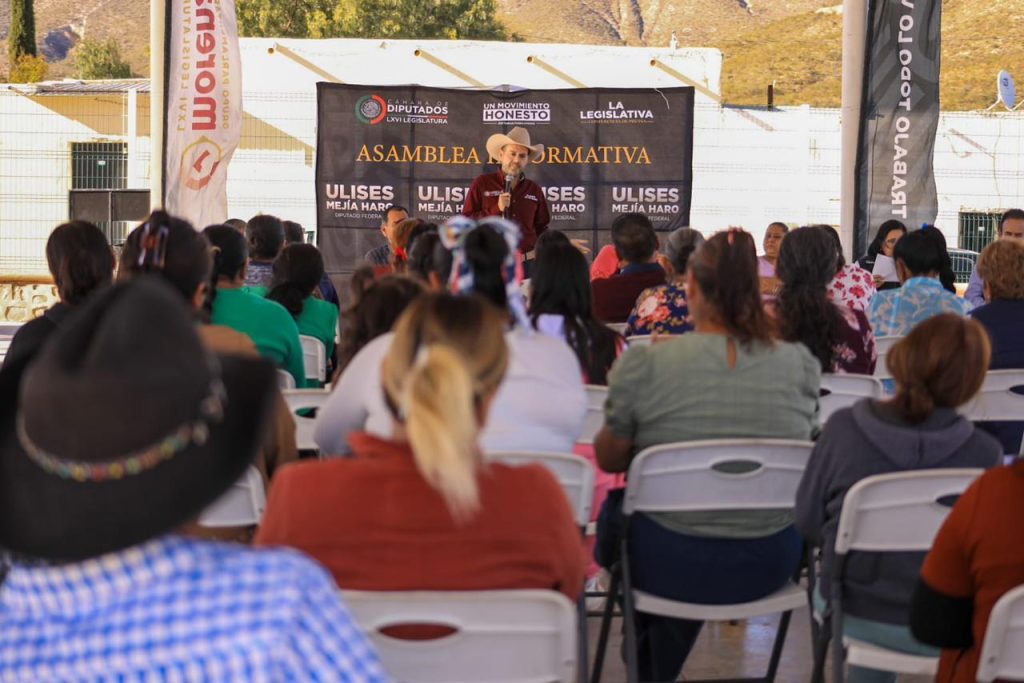ULISES MEJÍA HARO SOSTIENE GIRA DE TRABAJO EN MELCHOR OCAMPO JUNTO A MAESTROS Y PRODUCTORES DEL CAMPO