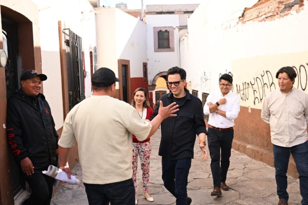 Llegan Tertulias en Familia al barrio del Pensador Mexicano, en el centro de la capital