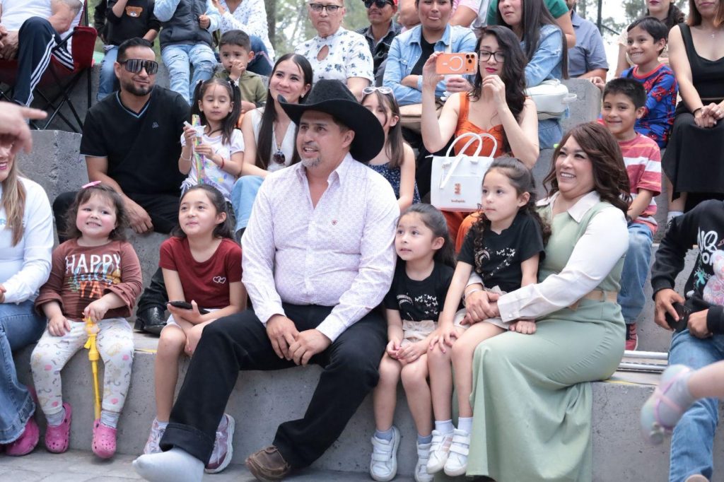 DIF DE JEREZ Y RODRIGO UREÑO FESTEJAN EL DÍA DE LA FAMILIA