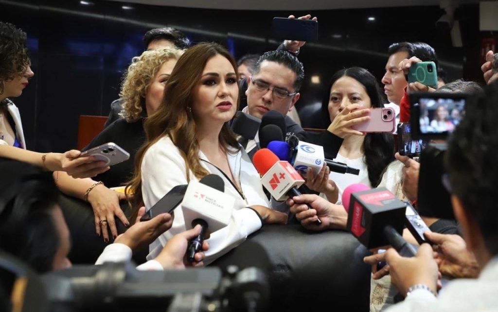 Celebra Geovanna Bañuelos reforma que faculta al Congreso de la Unión expedir Ley General en Materia de Feminicidio