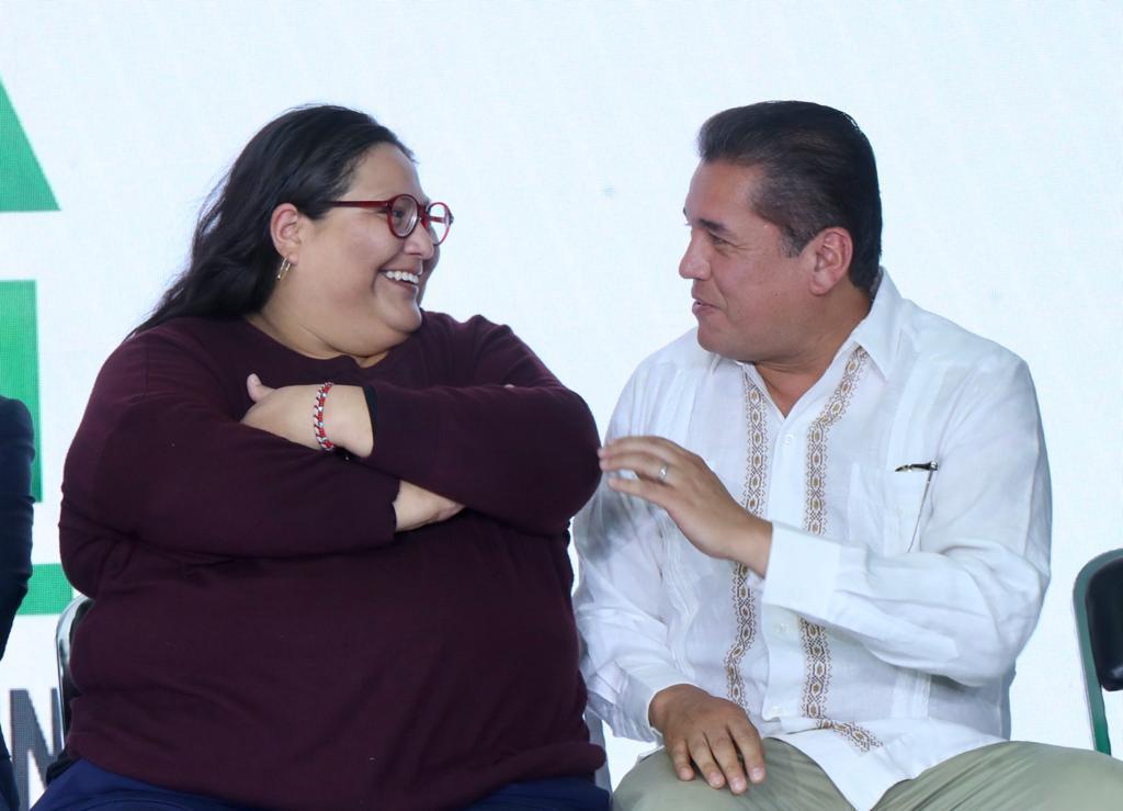 CARLOS PUENTE CELEBRA NOMBRAMIENTO DE CITLALI HÉRNANDEZ