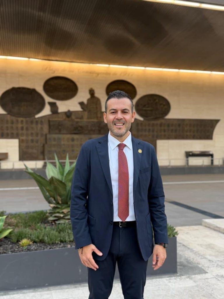 ULISES MEJÍA: IMPULSAMOS LEY PARA GARANTIZAR EL PRIMER EMPLEO DE JÓVENES