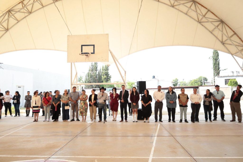 RODRIGO UREÑO ASISTE A INAUGURACIÓN DE OBRAS EN EL CETIS 114