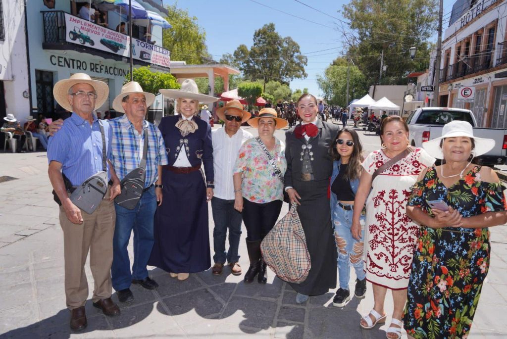 Julia Olguín conmemora el 5 de mayo y reconoce a migrantes zacatecanos