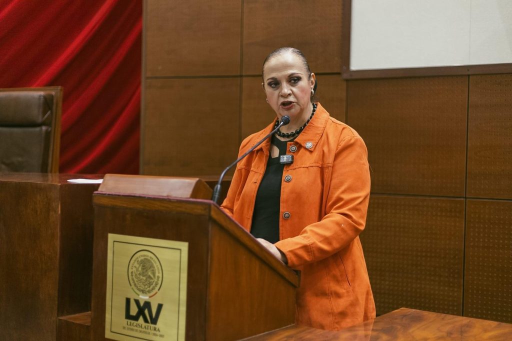ANA MARÍA ROMO PROPONE FRENAR AUMENTOS AL TRANSPORTE SI CONCESIONARIOS NO CUMPLEN COMPROMISOS