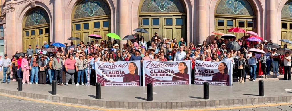 CELEBRA NARRO CÉSPEDES EN PLAZA DE ARMAS SEGUNDO INFORME DE LA PRESIDENTA CLAUDIA SHEINBAUM