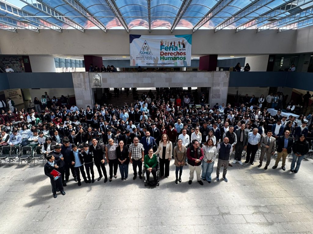 Reúnen CDHEZ y Ayuntamiento de Guadalupe a cientos de personas en exitosa Feria de Derechos Humanos